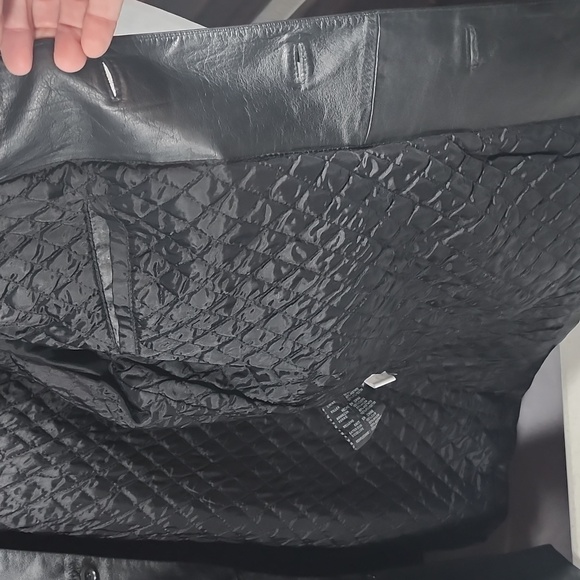 Colebrook Men's Black Leather Jacket Size L - Picture 5 of 5